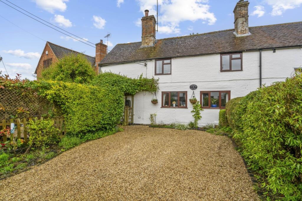 Main image of property: Water Street Thatcham RG18