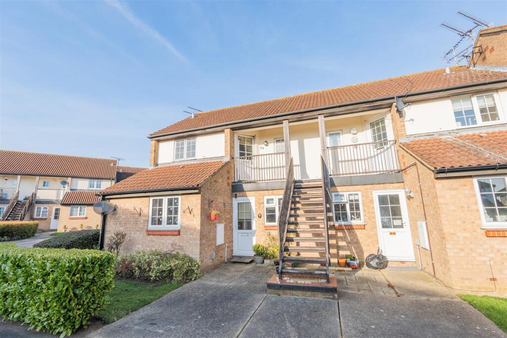 Main image of property: Moat Rise, Rayleigh
