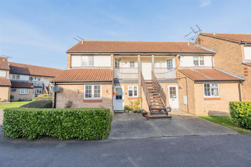 Main image of property: Moat Rise, Rayleigh