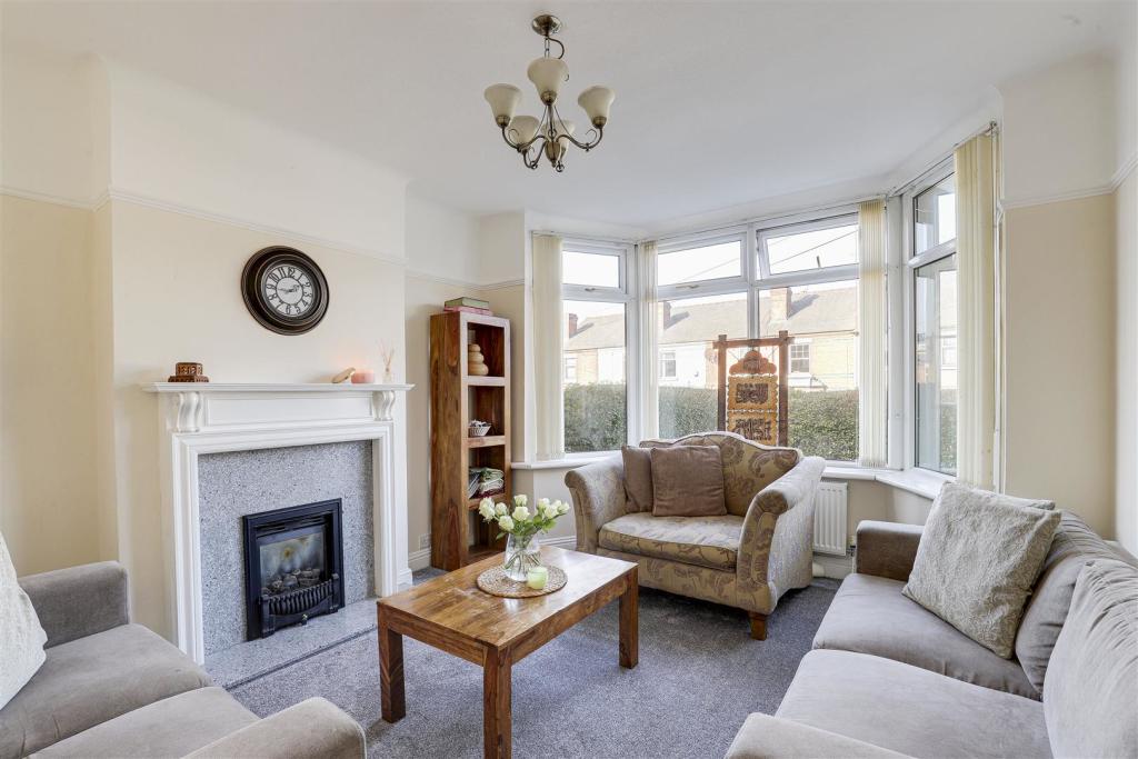 4 bedroom detached house for sale in Devonshire Road, Sherwood