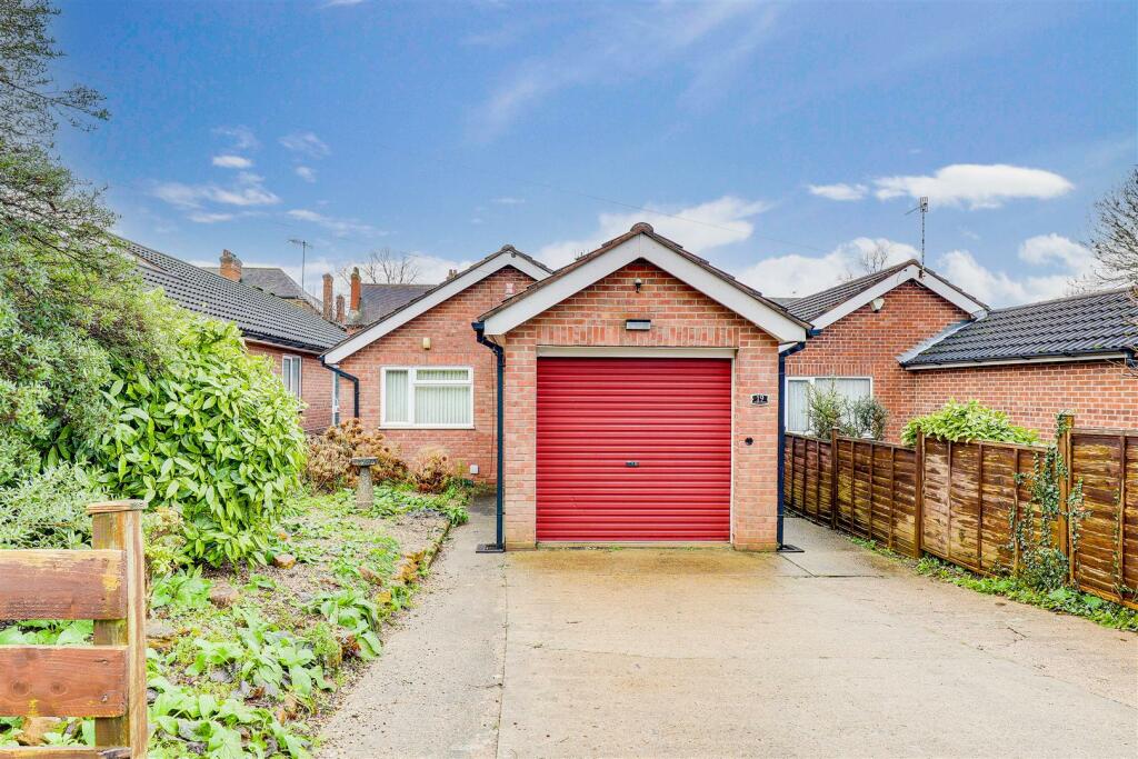 2 bedroom detached bungalow for sale in Aubrey Road, Carrington