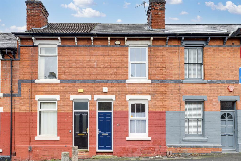 2 bedroom terraced house for sale in Egypt Road, Basford