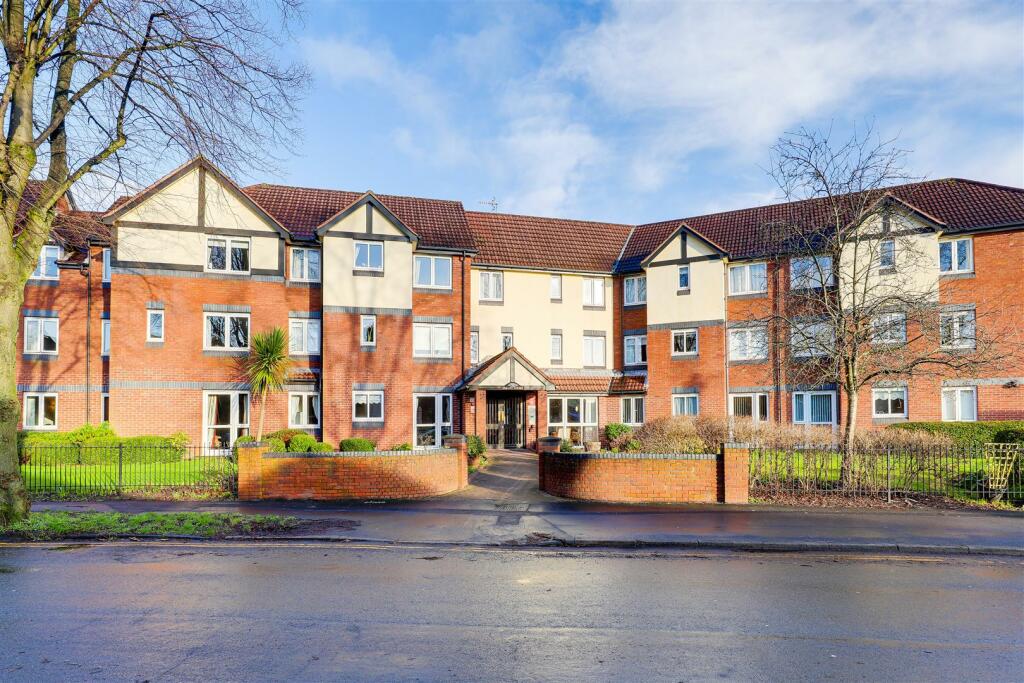 2 bedroom apartment for sale in Ribblesdale Road, Nottingham