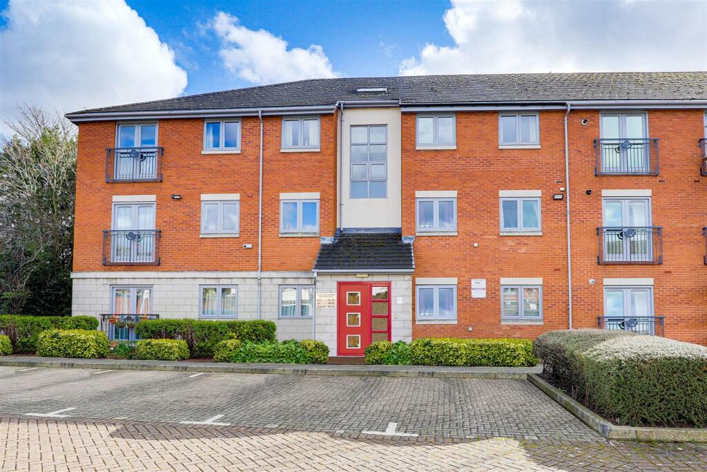 2 bedroom apartment for sale in Scotland Road, Basford, Nottinghamshire