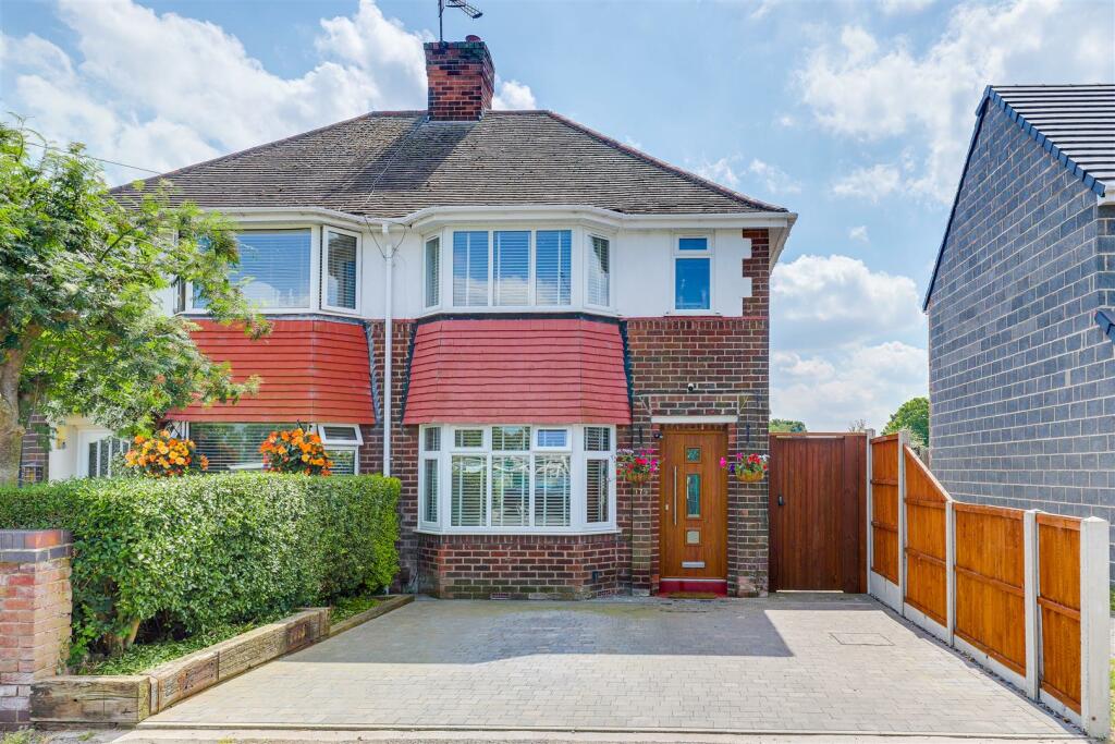 2 bedroom semidetached house for sale in Sherbrook Road, Daybrook
