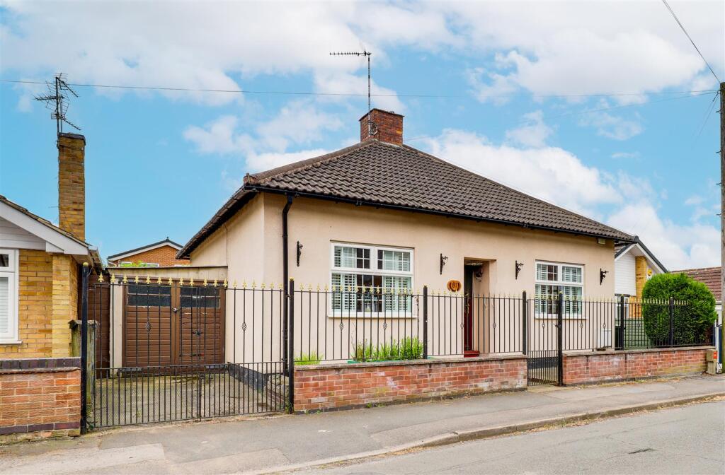 Main image of property: Acton Road, Arnold, Nottinghamshire, NG5 7AB