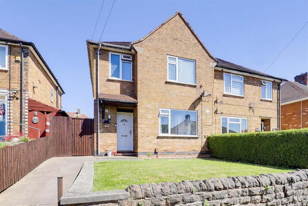Main image of property: Chestnut Grove, Arnold, Nottinghamshire, NG5 8BD