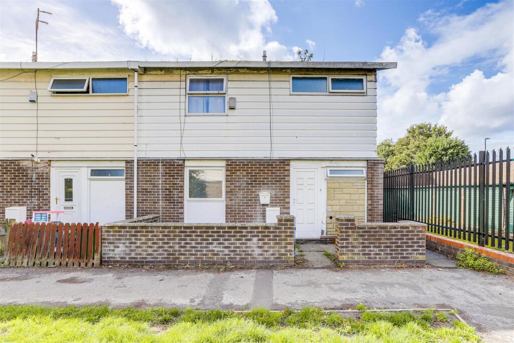 Main image of property: Oakington Close, Arnold, Nottinghamshire, NG5 5GY