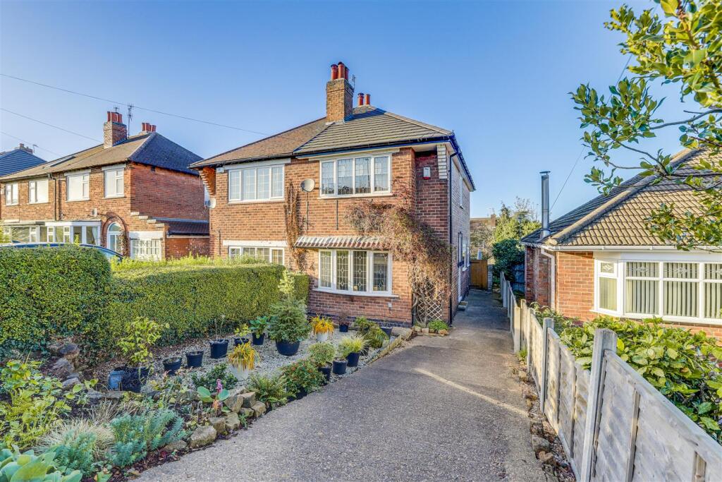 Main image of property: Rolleston Drive, Arnold, Nottinghamshire, NG5 7JA
