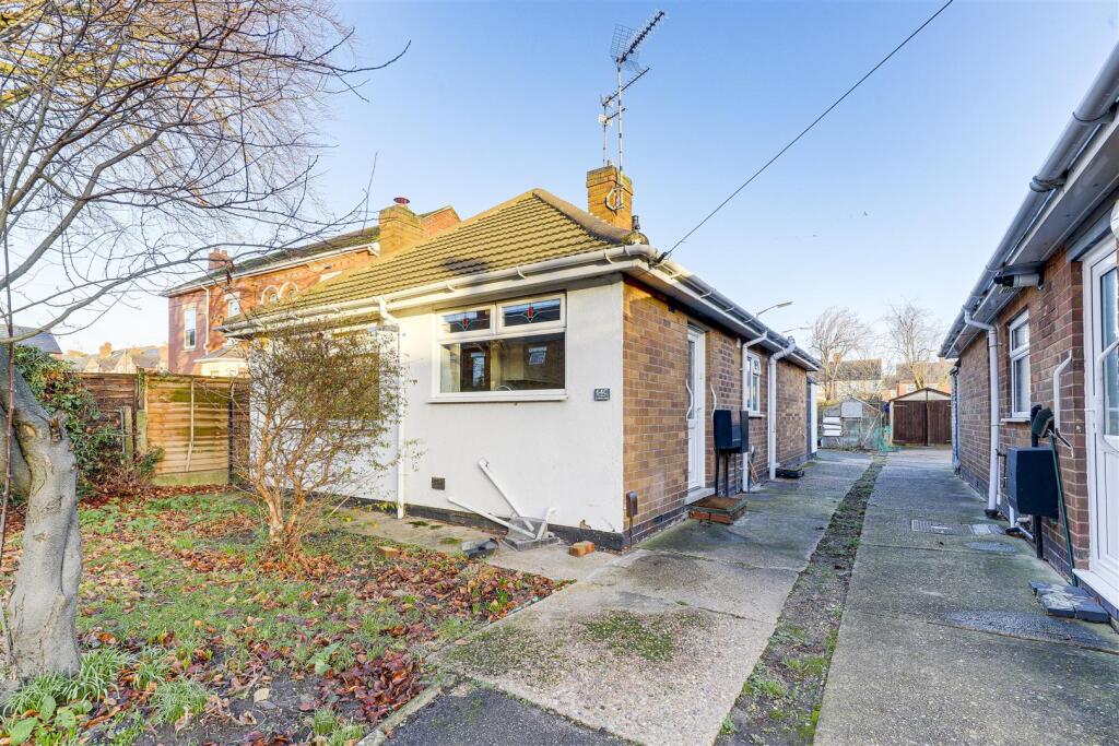Main image of property: St. Albans Road, Arnold, Nottinghamshire, NG5 6GS