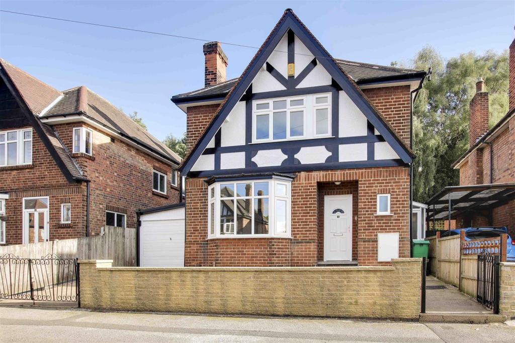 3 bedroom detached house for sale in Girton Road, Sherwood, Nottinghamshire, NG5 1FY, NG5