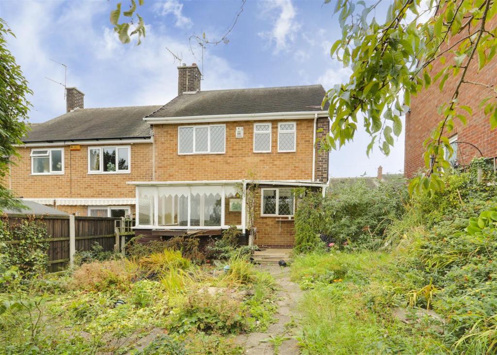 3 bedroom semidetached house for sale in Milverton Road, Bestwood