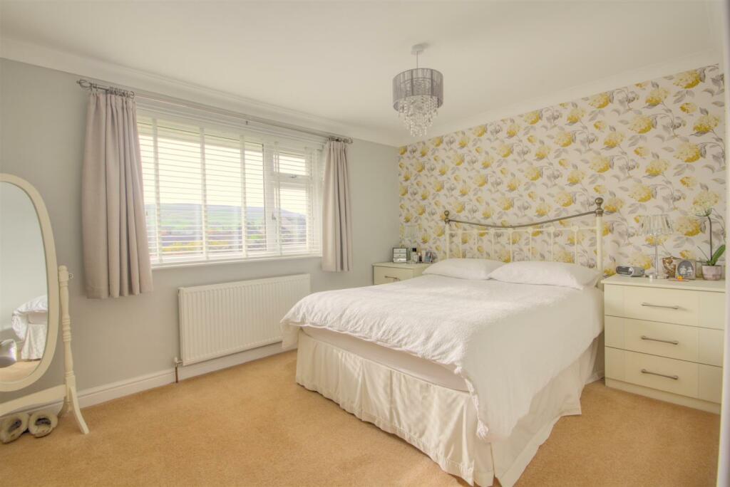 Additional property image - Park Road, Cross Hills