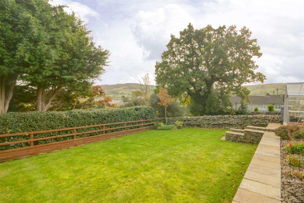 Additional property image - Park Road, Cross Hills