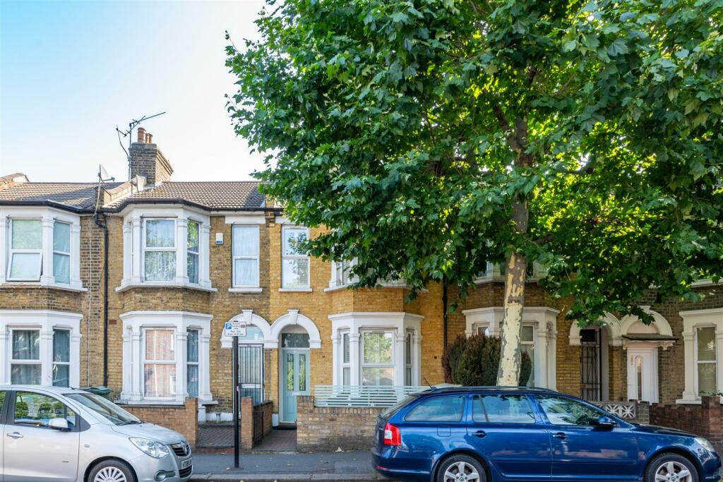 5 bedroom house for sale in Church Road, Leyton, E10