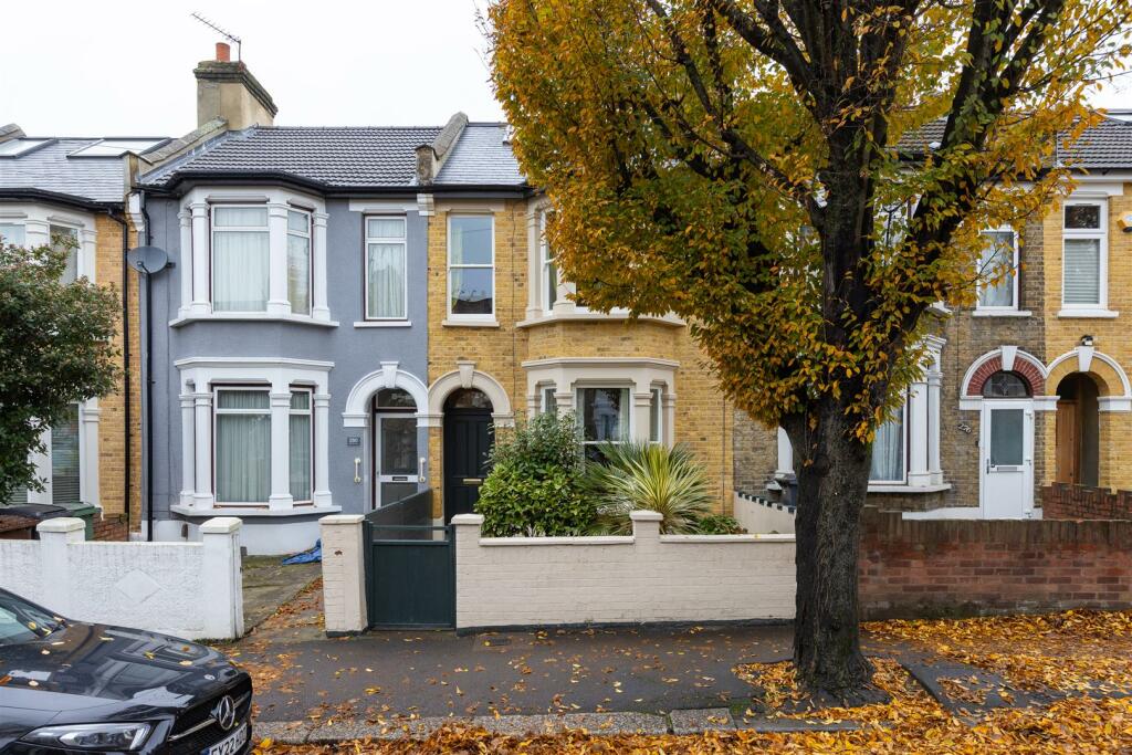 4 bedroom terraced house for sale in Capworth Street, Leyton, E10