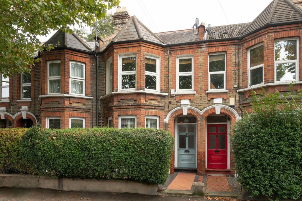 1 bedroom flat for sale in Edward Road, Walthamstow, E17
