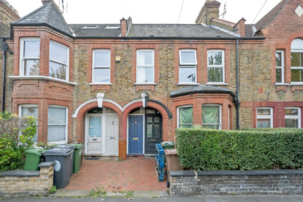 2 bedroom apartment for sale in Seymour Road, Leyton, E10