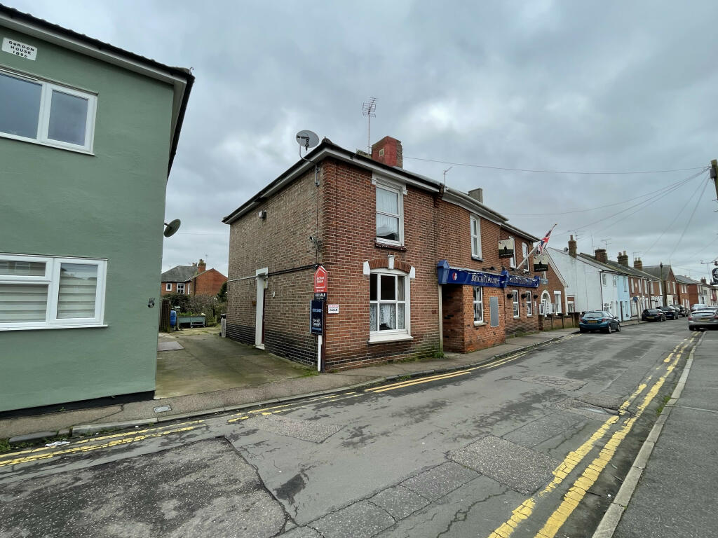 3 bedroom semidetached house for sale in 7 Sydney Street