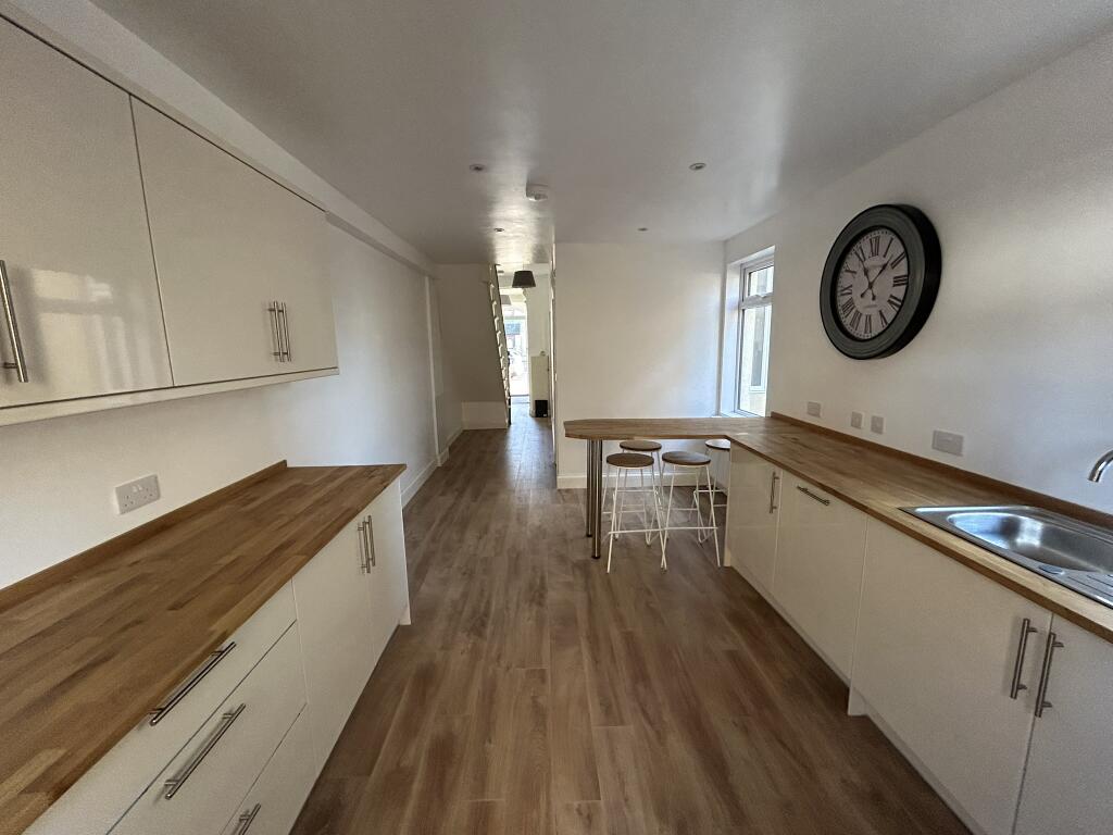 Additional property image - 133, Wellesley Road, Clacton on Sea, Essex CO15 3PT