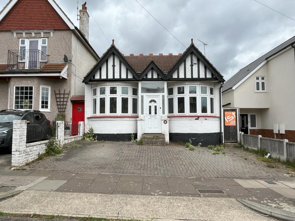 Main image of property: 219 , York Road, Southend-On-Sea, Essex SS1 2RU