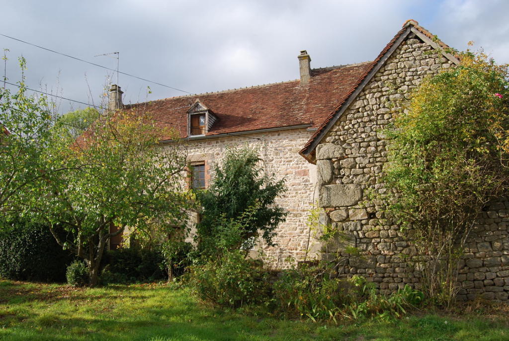 4 bedroom character property for sale in Limousin, Creuse, Châtelus ...