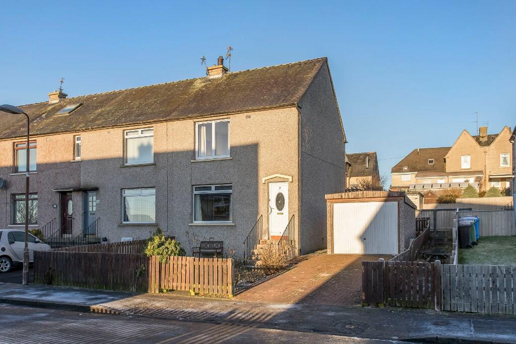 2 bedroom terraced house for sale in 7 Almond View, Seafield, West