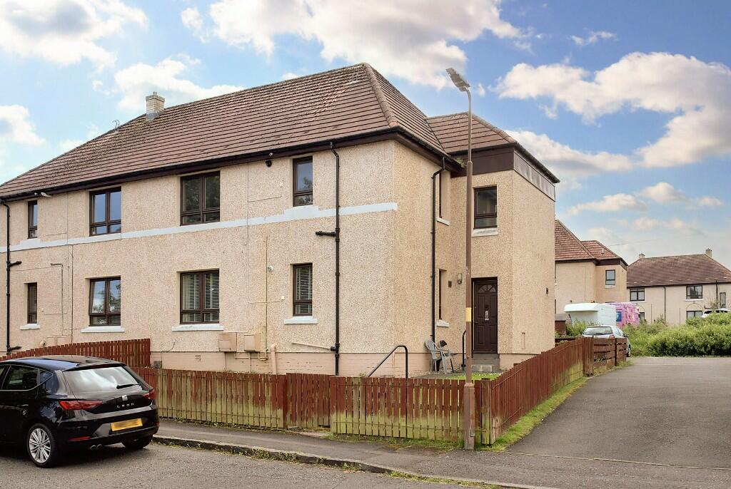 2 bedroom flat for sale in Union Drive, Whitburn, EH47 0AJ, EH47
