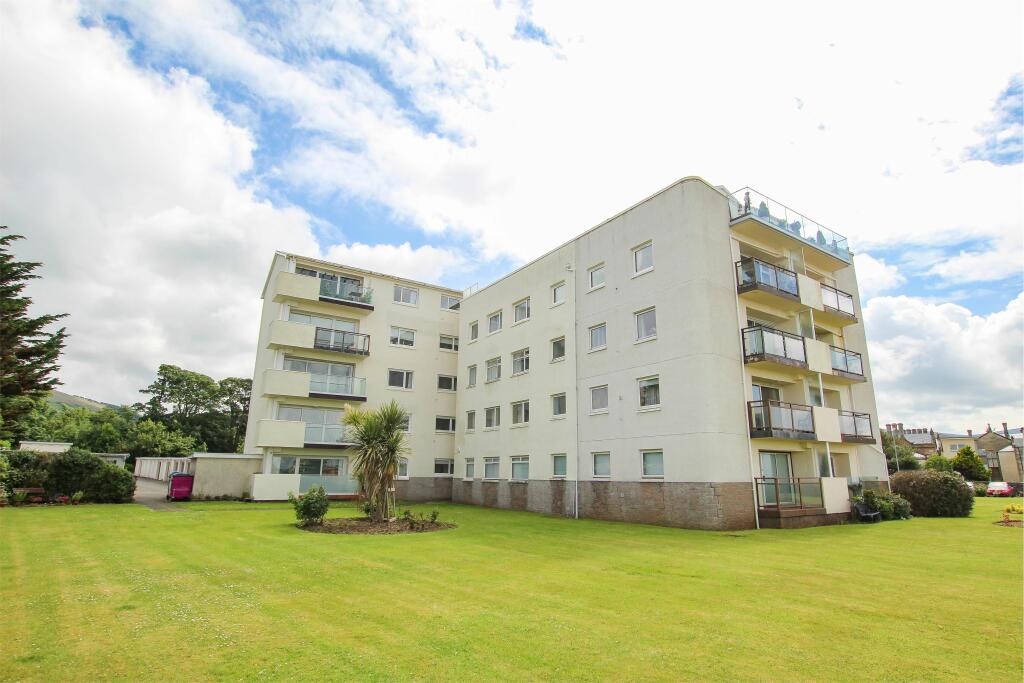 3 bedroom ground floor flat for sale in 6 Castlebay Court, Largs, KA30
