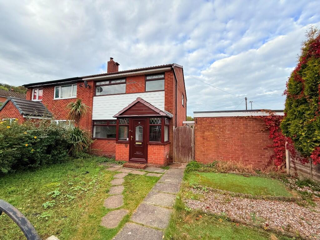 Main image of property: Glenville Walk, Stalybridge, Greater Manchester, SK15