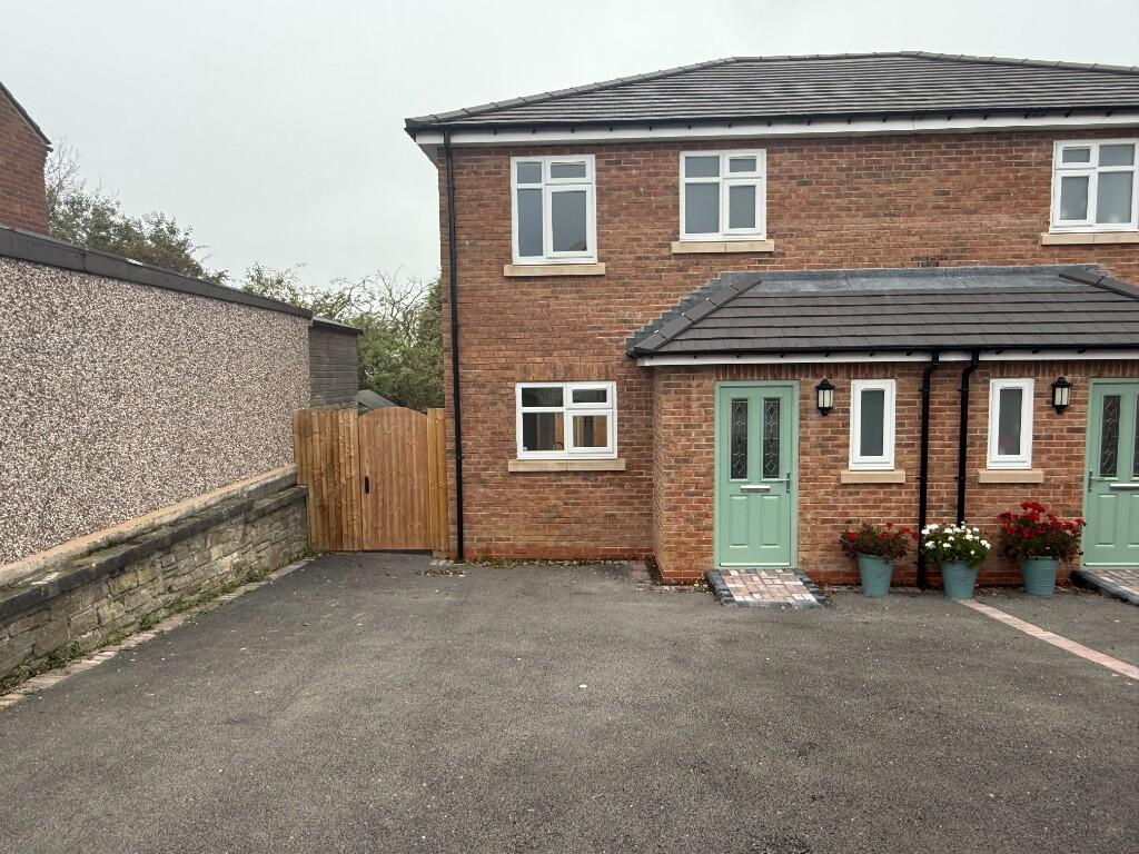 Main image of property: Primrose Crescent, Hyde, Greater Manchester, SK14