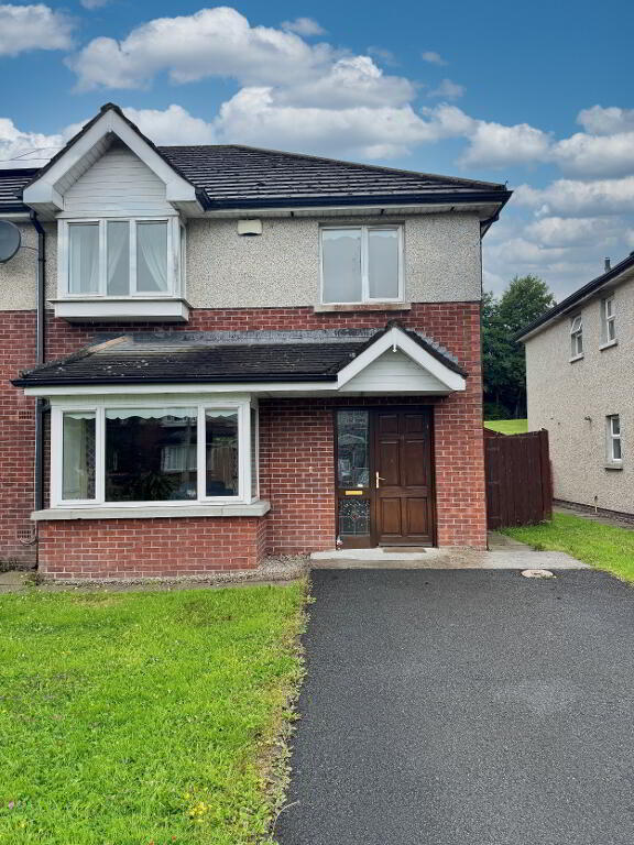 Main image of property: 4 Woodvale, Kingscourt Road, Carrickmacross