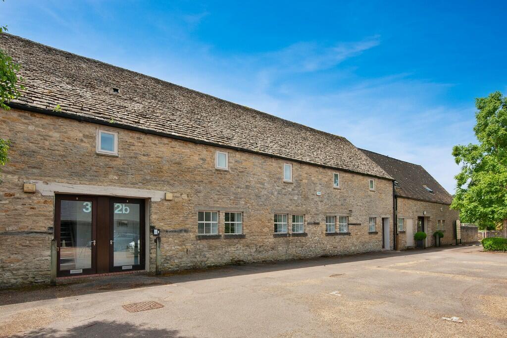 Office to lease in Unit 2B, Court Farm Barns, Kidlington, OX5