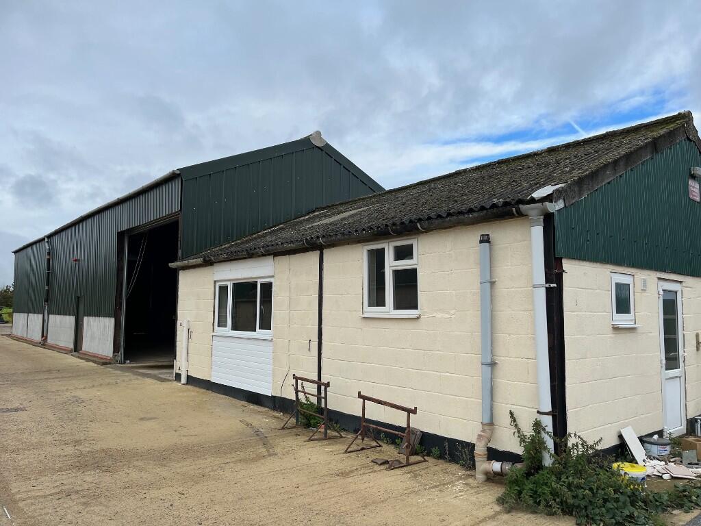 Main image of property: Perry Manor Farm, Perry Hill, HP18 0TS