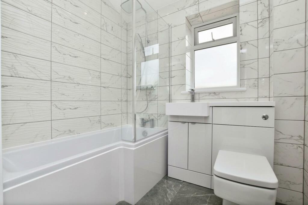 Additional property image - Lyveden Gardens, Bristol