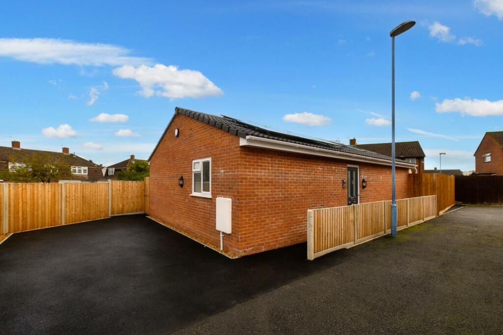 Additional property image - Lyveden Gardens, Bristol