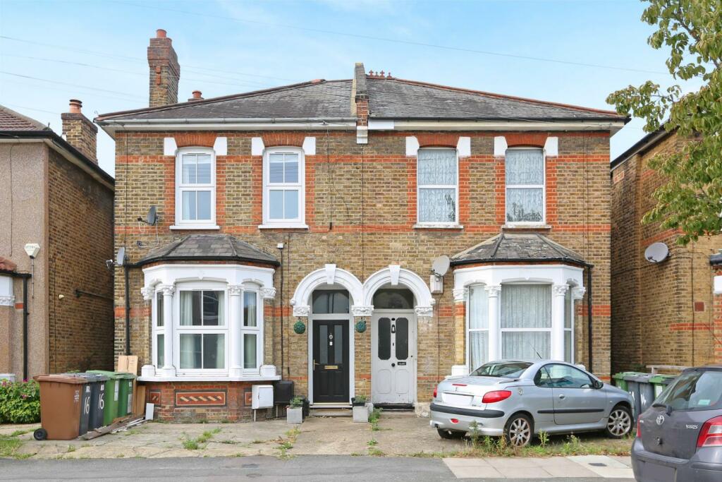 1 bedroom flat for sale in Kemble Road, Forest Hill, SE23