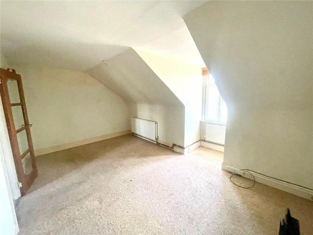 Studio flat for sale in Westbourne Gardens, Hove, East Sussex, BN3