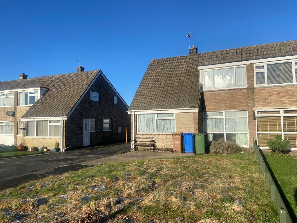 Main image of property: Harewood Avenue, Bridlington, East Riding Of Yorkshire, YO16 7QE