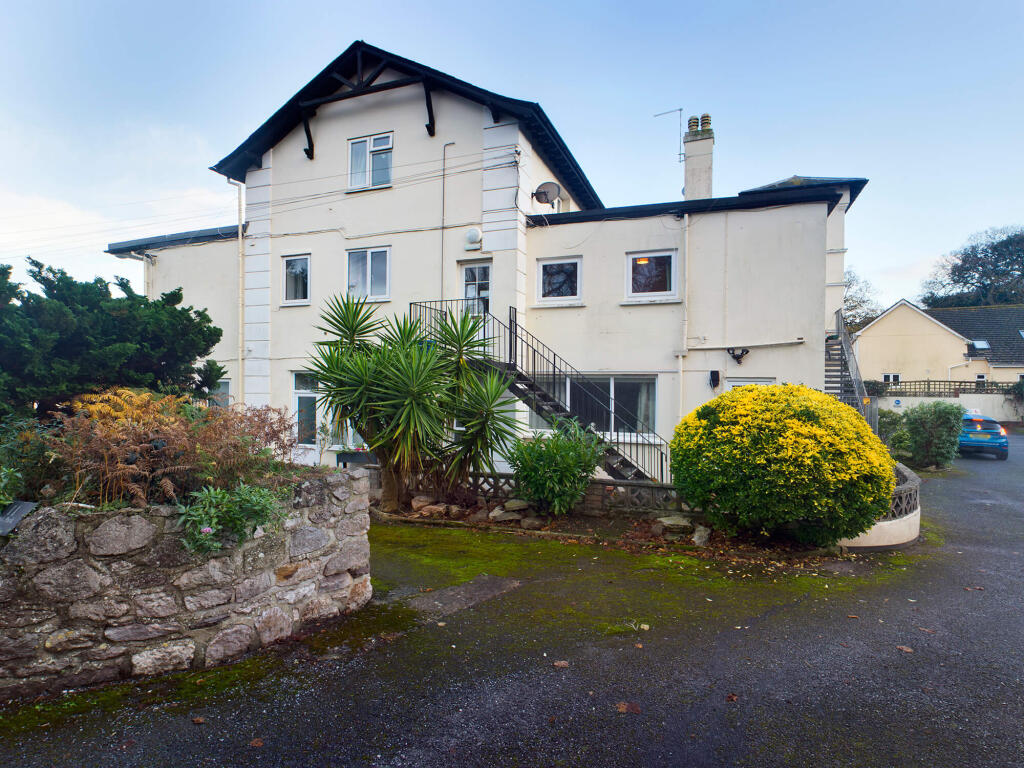Main image of property: 11 Oak Park Villas, Dawlish, Devon