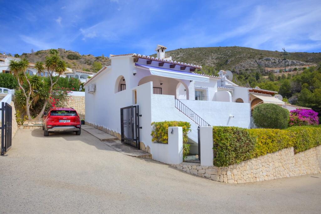 Main image of property: Valencia, Alicante, Moraira