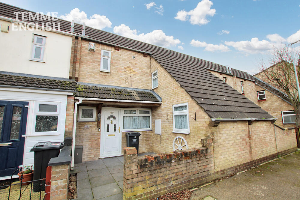 3 bedroom terraced house for sale in Moretons Place, Moretons, Pitsea
