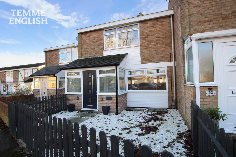 3 bedroom terraced house for sale in Thornbush, Lee Chapel North, Essex ...