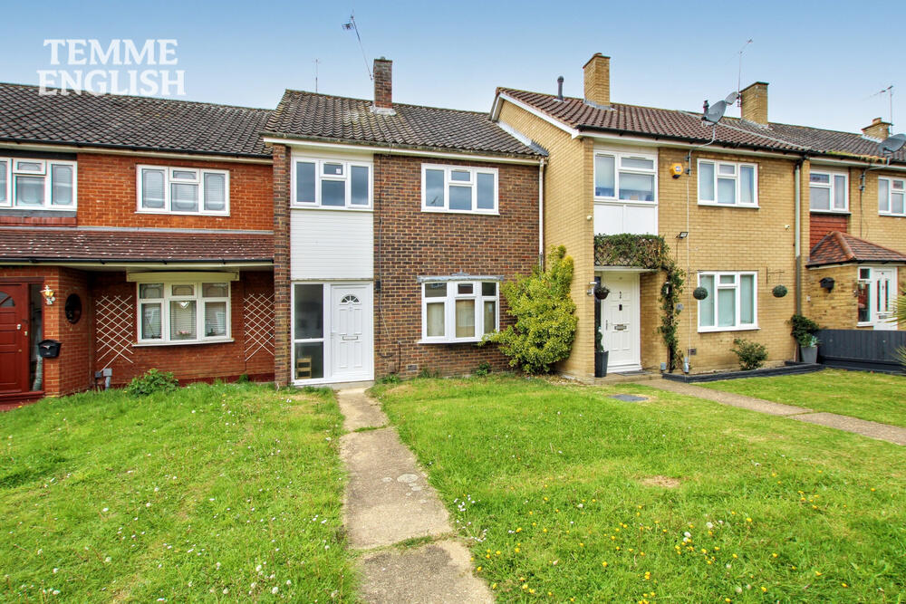 Main image of property: Long Lynderswood, Lee Chapel North, Essex, SS15