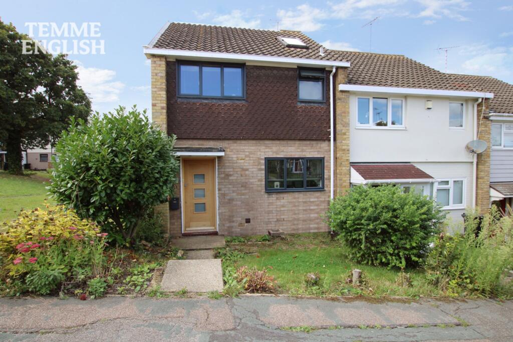 Main image of property: Threshelford, Basildon, SS16