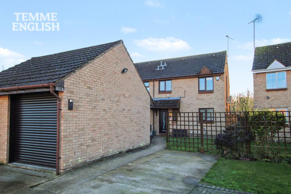 Main image of property: Brackley Crescent, Basildon, SS13