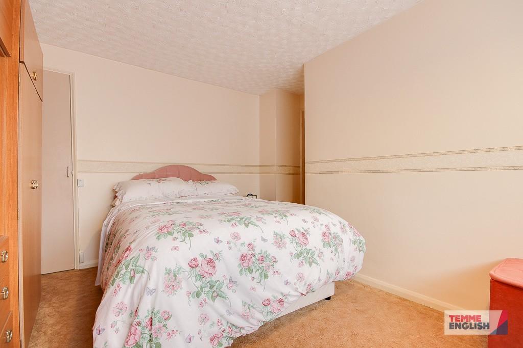 3 bedroom terraced house for sale in Curling Tye, Fryerns, Basildon, SS14