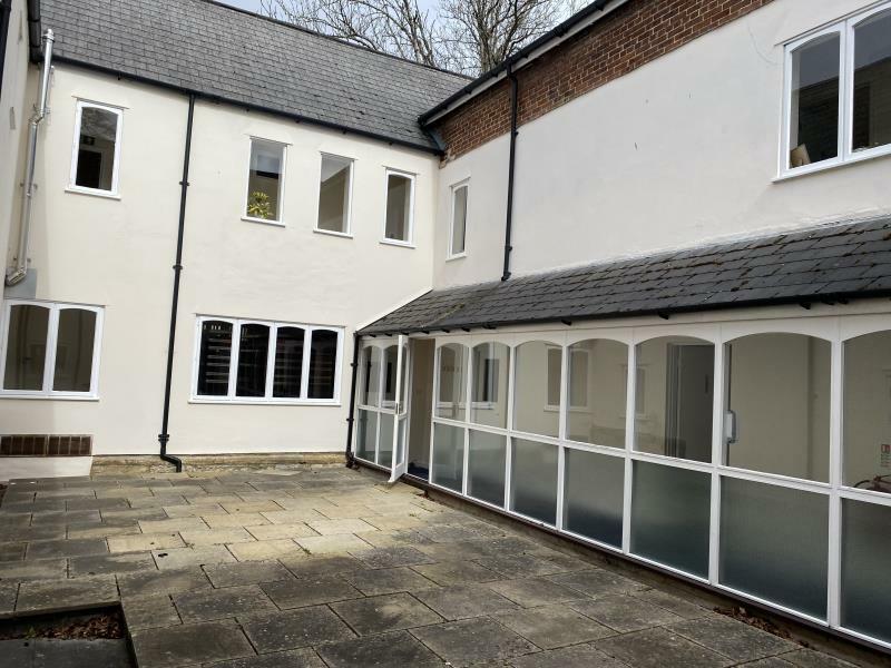 Additional property image - PERIOD OFFICE BUILDING FOR SALE/TO LET, 33 Hendford, Yeovil BA20 1UN