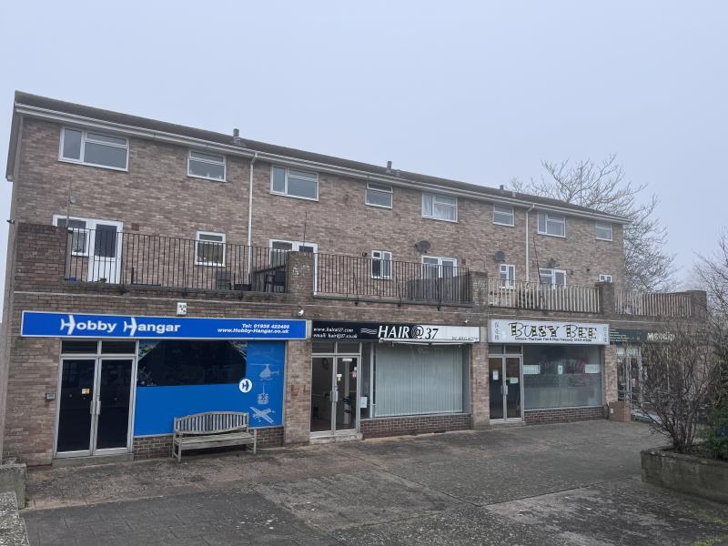Additional property image - SHOP TO LET, 35 Forest Hill, Yeovil BA20 2PH