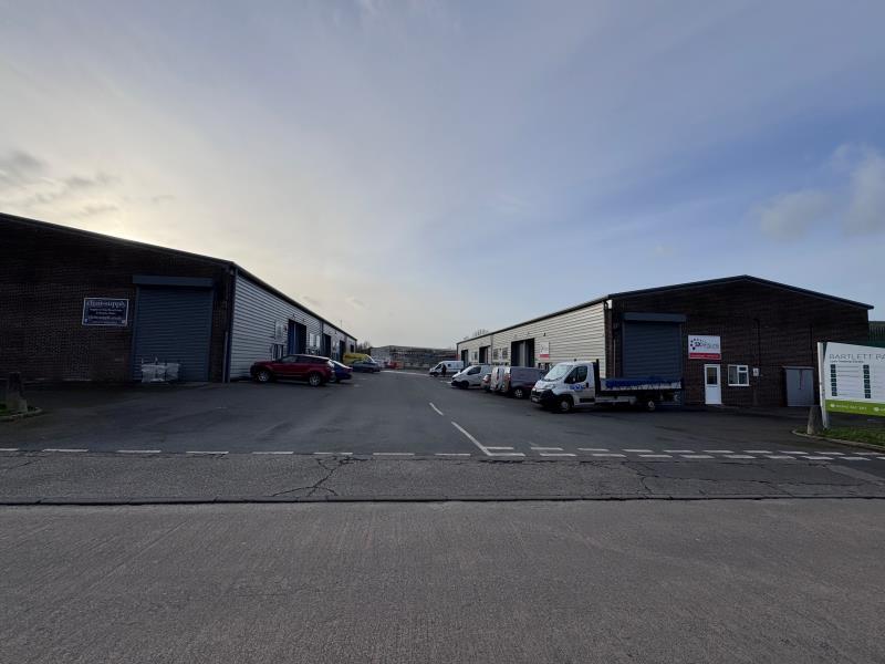 Additional property image - Industrial Unit To Let, 4 Bartlett Park, Yeovil BA20 2PJ